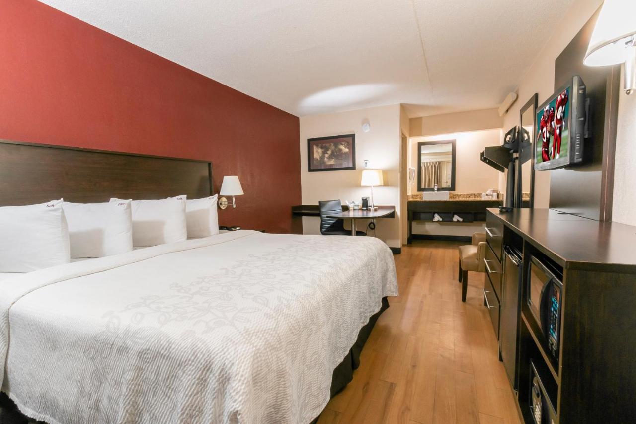 Red Roof Inn Plus+ Columbus-Ohio State University Osu Екстериор снимка