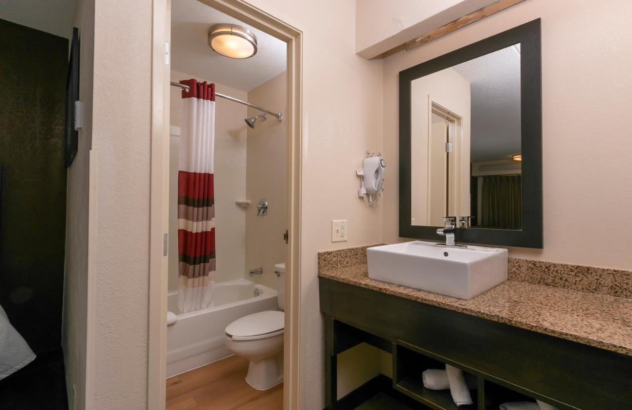 Red Roof Inn Plus+ Columbus-Ohio State University Osu Екстериор снимка